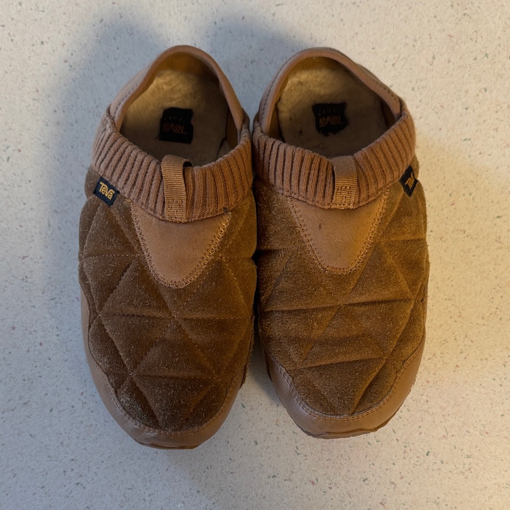Unisex Reember Tan Quilted Slip-On Loafers